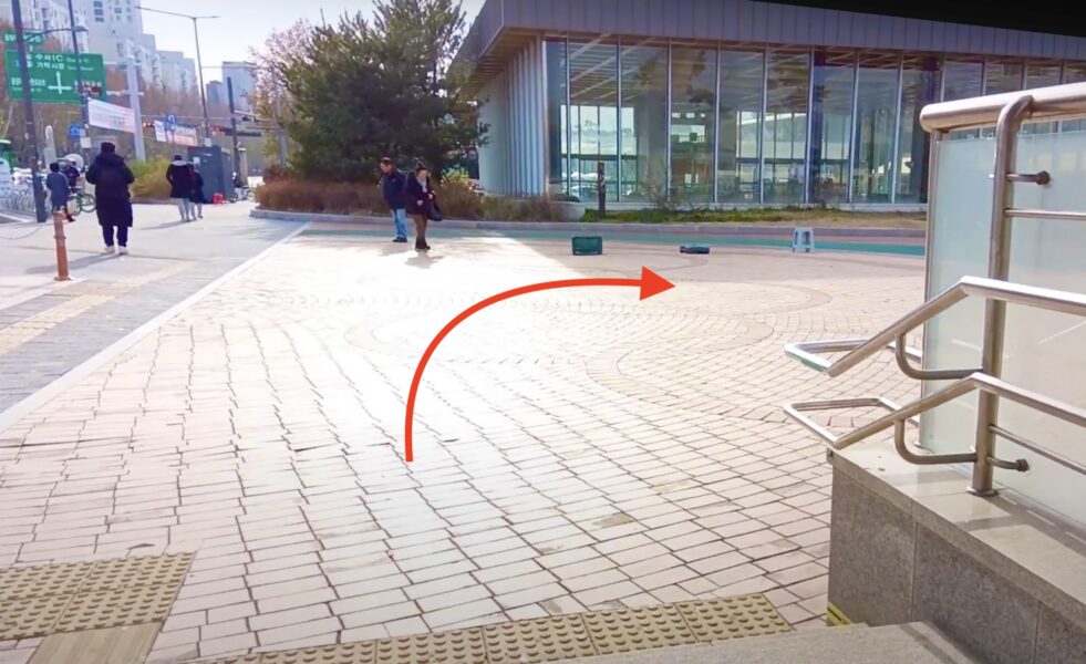 ドーミーインソウルカンナムからKSPOまでのアクセス方法(オリンピック公園駅4番出口から外へ)