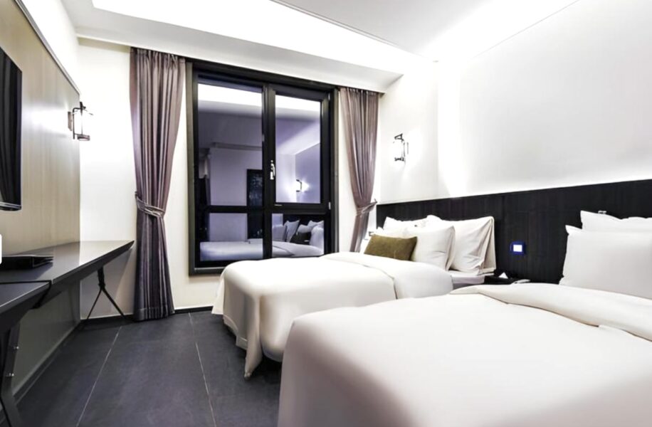 高尺ライブ参戦時おすすめホテル第1位のホテルGMSの客室