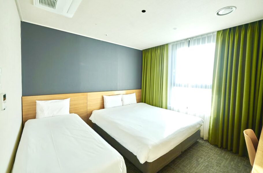 奨忠体育館のコンサート参戦に便利なドーミーインEXPRESSソウル仁寺洞の客室