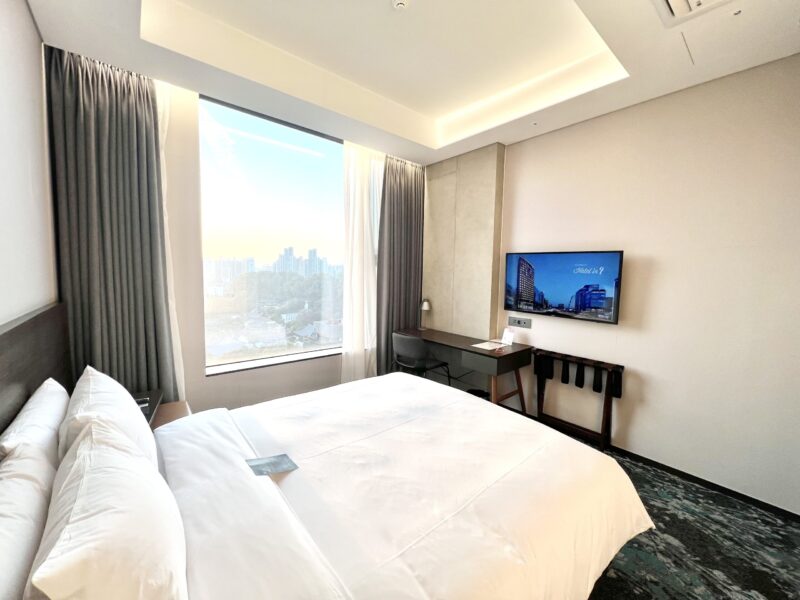 KSPO近くのコスパ宿、ホテルイン9江南の客室