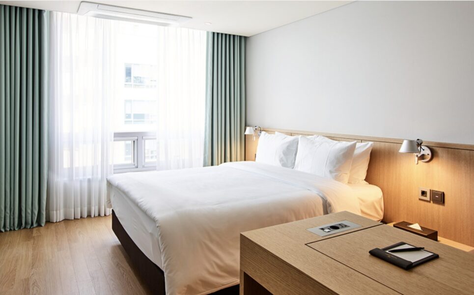 ホテル NEWVの客室。KSPOコンサート参戦時、女性一人でも安心のホテル